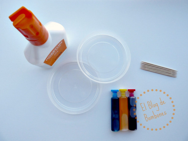 Cola blanca y colorante