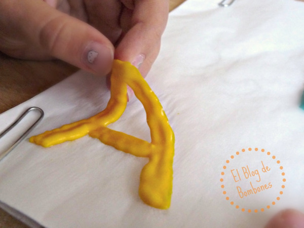 Despegando las letras