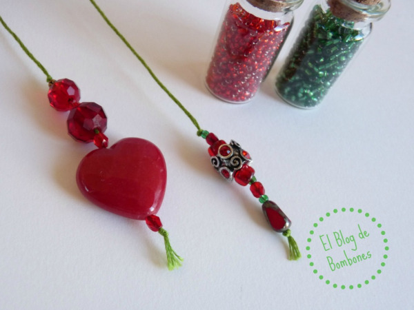 Marcapáginas con cuentas de collares