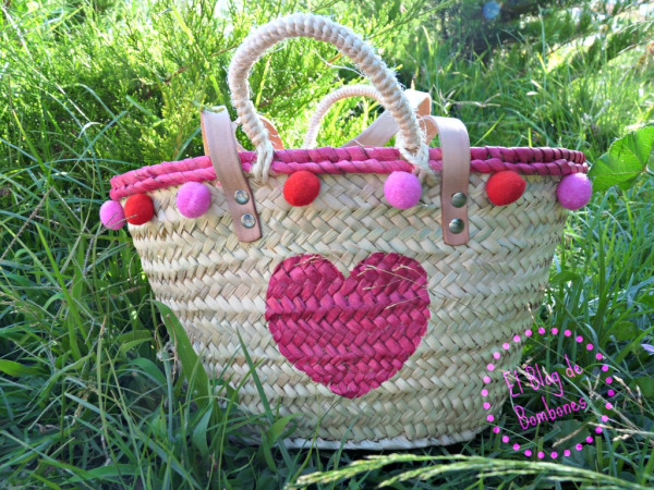 Capazo customizado para niña