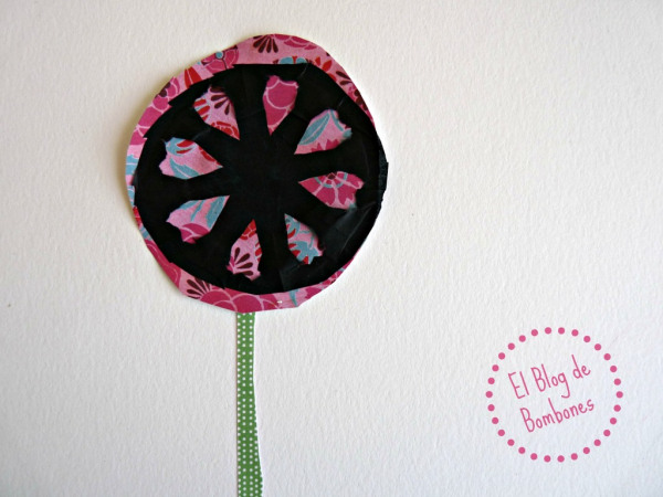 Flor con papel de seda