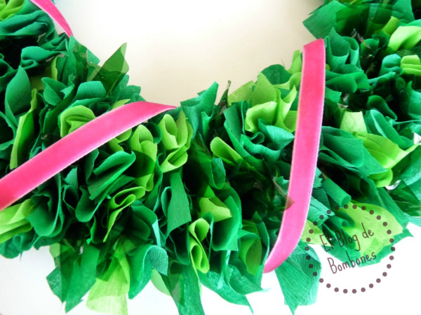 Cinta de terciopelo para hacer una corona de Navidad