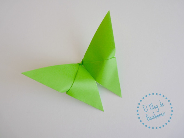 Mariposa de origami Paso 10