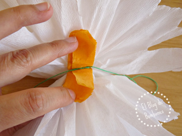 flores de papel de seda