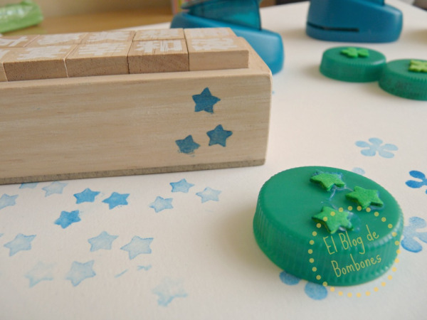 Decorar con sellos de goma eva